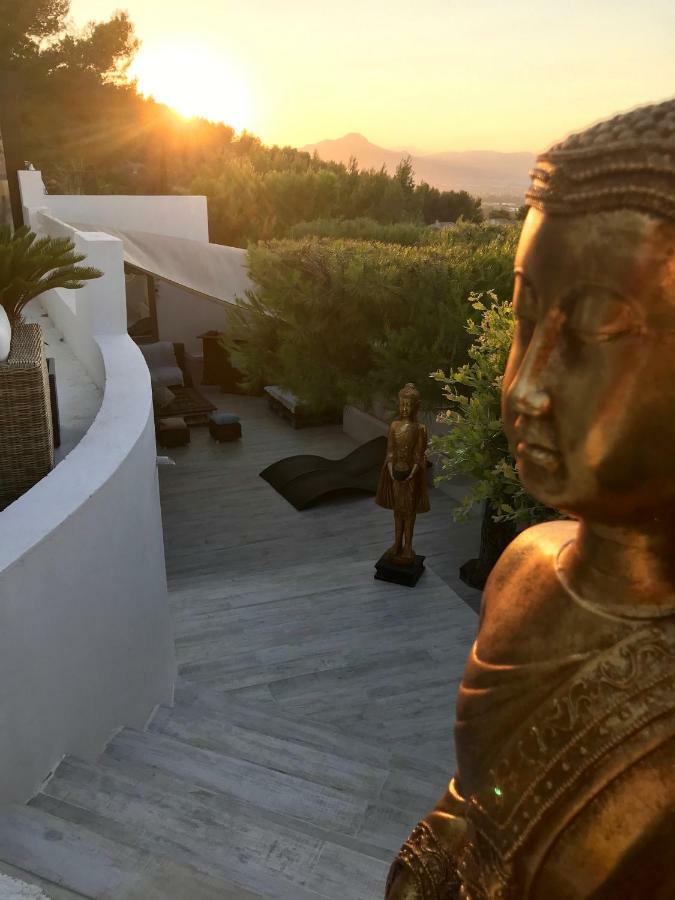 Bastide De La Joie De Vivre Hotel อิแยร์ ภายนอก รูปภาพ